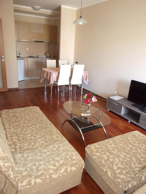 Apartments Oaza 2 Petrovac 部屋 写真