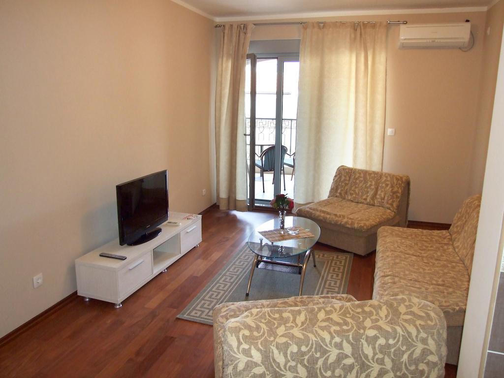 Apartments Oaza 2 Petrovac 部屋 写真