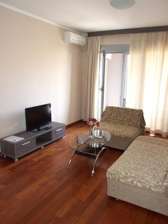 Apartments Oaza 2 Petrovac エクステリア 写真