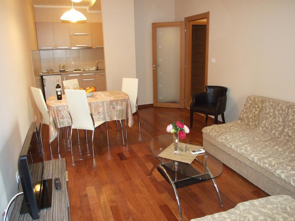 Apartments Oaza 2 Petrovac エクステリア 写真