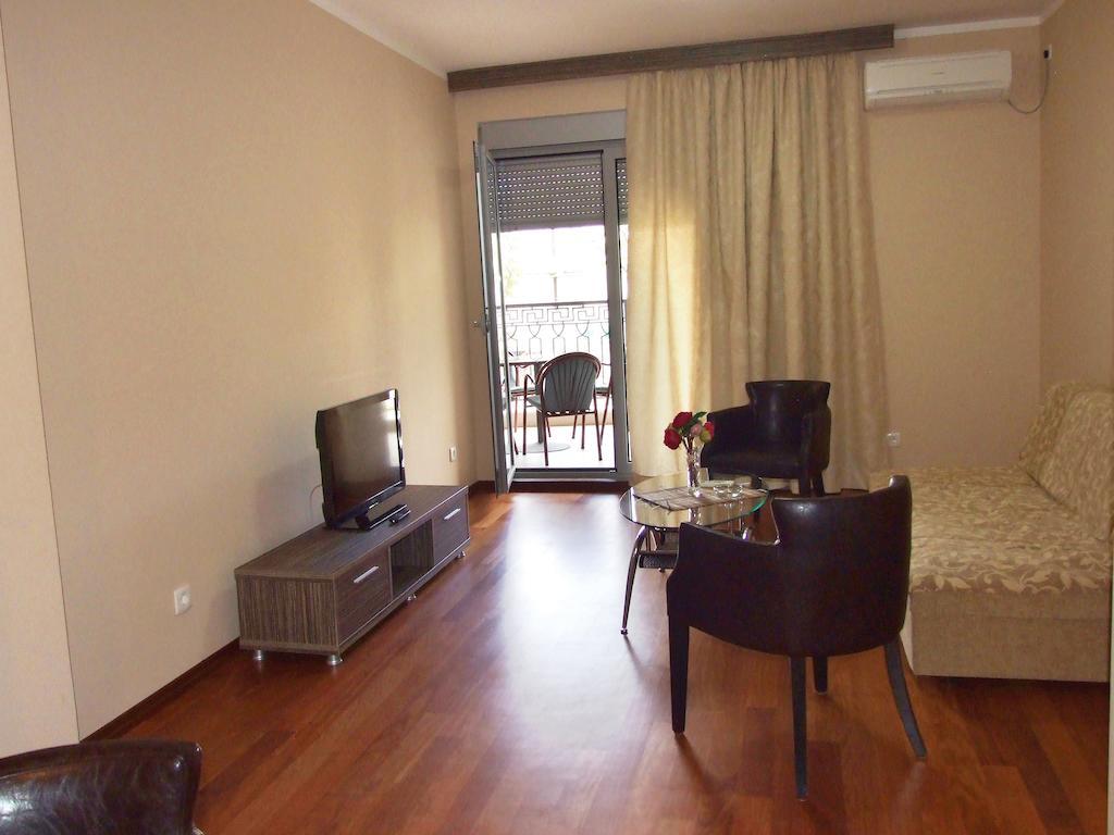 Apartments Oaza 2 Petrovac エクステリア 写真