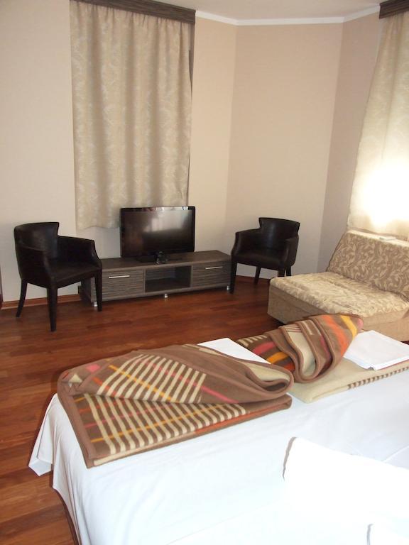 Apartments Oaza 2 Petrovac 部屋 写真